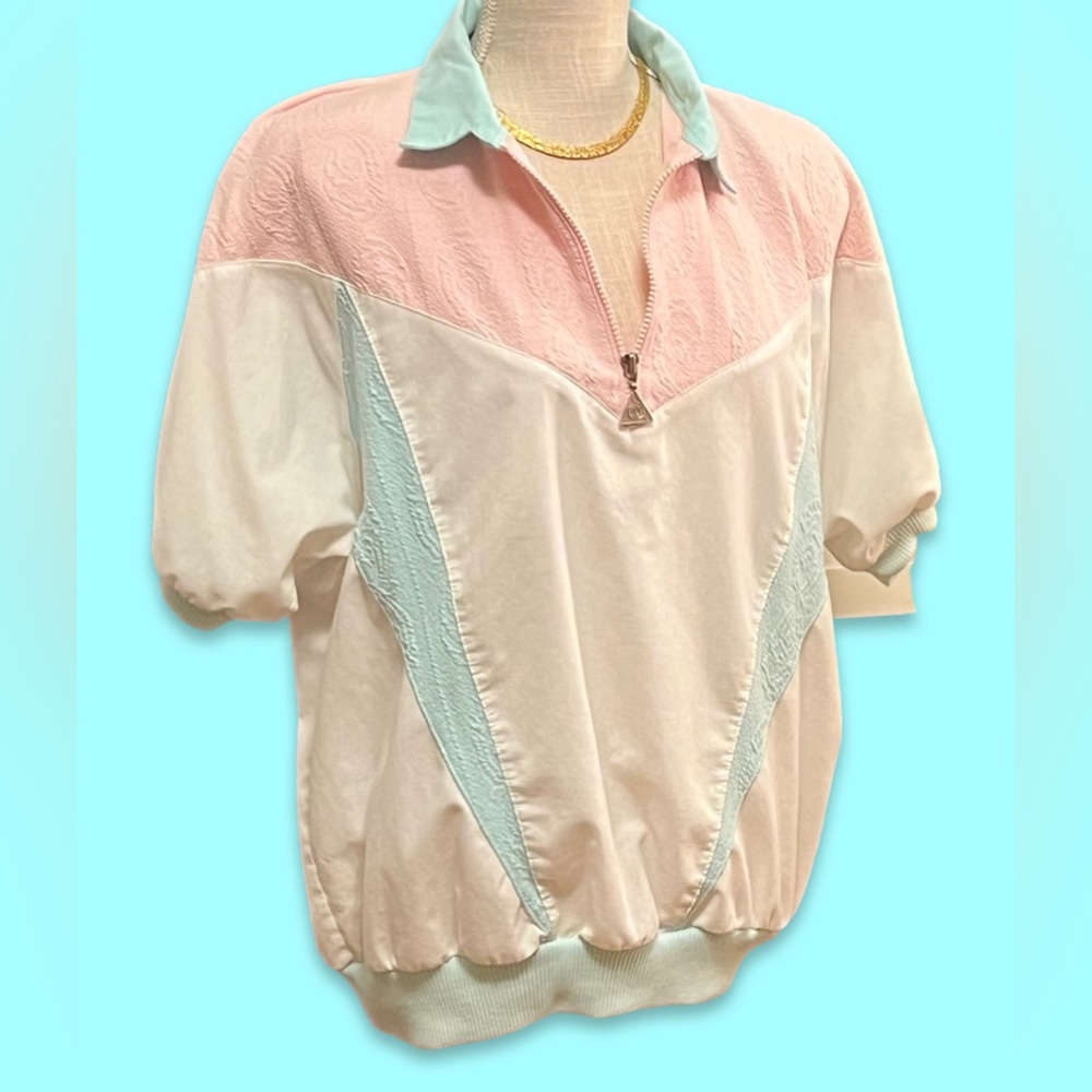 Vintage pastel pullover